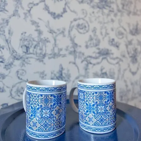 아파트 Mouraria 3 - Historic Duplex