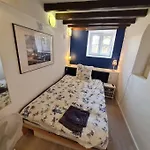 Mouraria 3 - Historic Duplex *