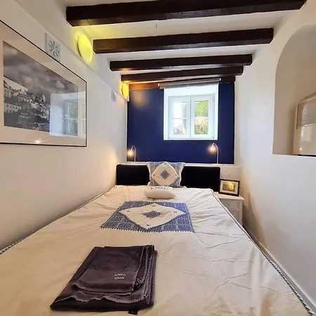 Mouraria 3 - Historic Duplex * ליסבון