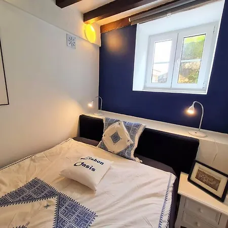 Mouraria 3 - Historic Duplex דירה ליסבון